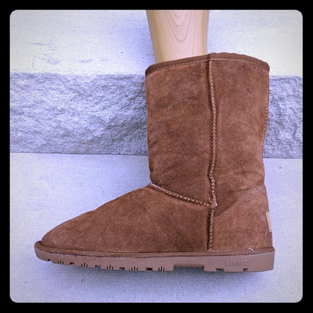 Lamo natural shearling short ankle boots rust 9